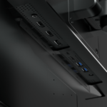 XENEON_32QHD165_Gaming_Monitor_09-750×500-1