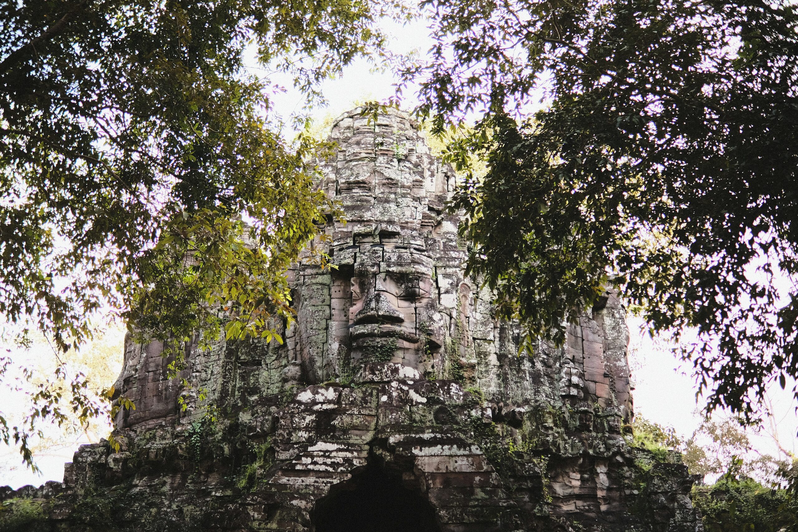 Η Sophie Turner από το Game of Thrones έρχεται ως Lara Croft στη σειρά Tomb Raider