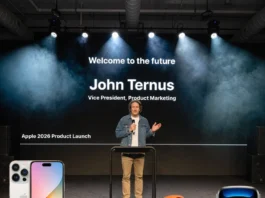 Ο John Ternus αποκαλύπτει τα νέα προϊόντα Apple για το 2026