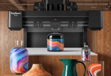 Η Blueprint Studio συνδυάζει 3D και 2D UV εκτύπωση σε διάφορα υλικά