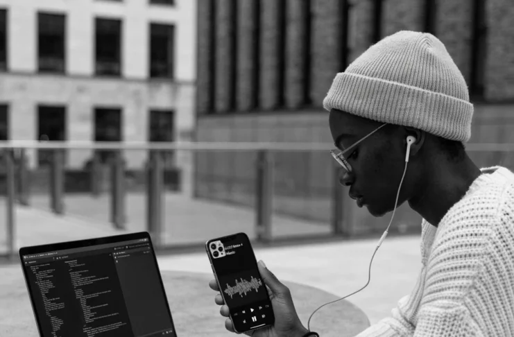 Η νέα ενημέρωση iOS 27.2 beta 4 βελτιώνει Apple Music και MacBook Pro